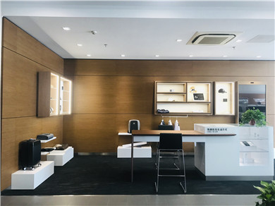 精品展示区